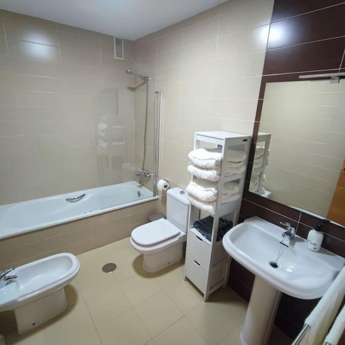 Apartamentos Motilla Del Azuer 代米厄尔 外观 照片